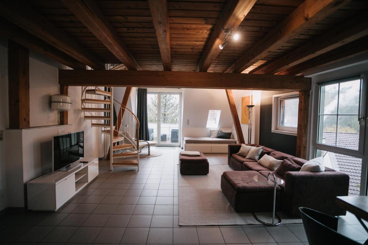 Eigenes Maisonettehaus In Idyllischer Lage Mit Balkon, Nahe Messe, 24H Self-Check In, Gratis Parken Schwabach Exterior photo